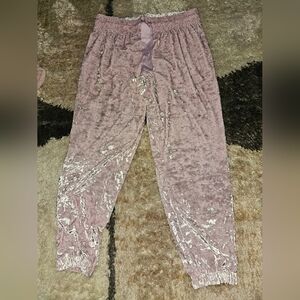 Womens Size Medium Crushed Velvet Pajama Pants Victorias Secret. New Without Tag